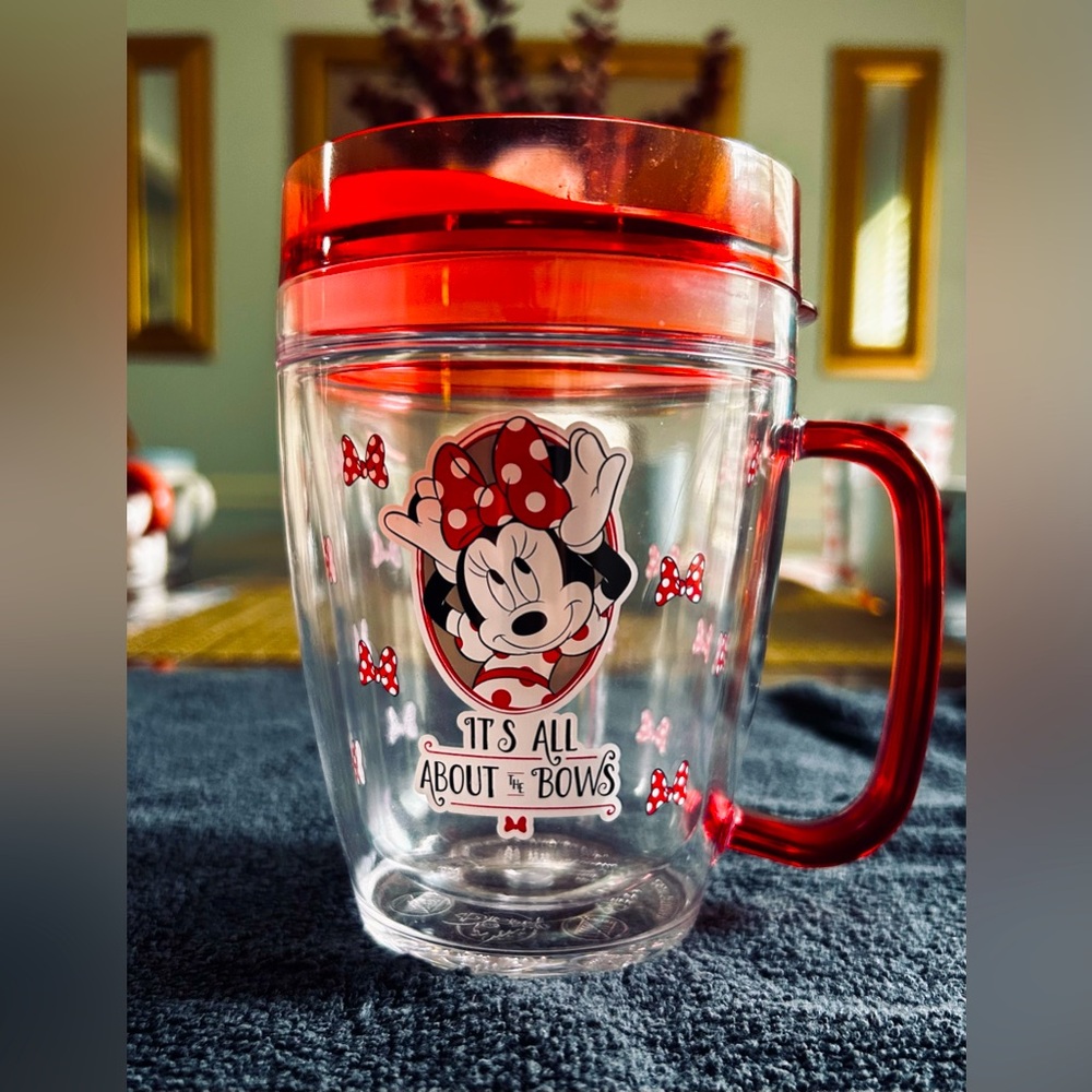 🧨Disney Mickey Mouse "It’s All About The Bows” Plastic Mug ((SEND ANY OFFER‼️))